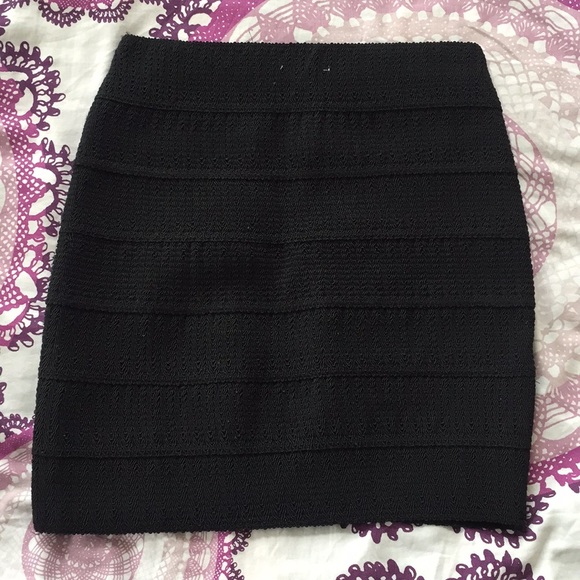 H&M Bandage Mini Skirt - Picture 2 of 4